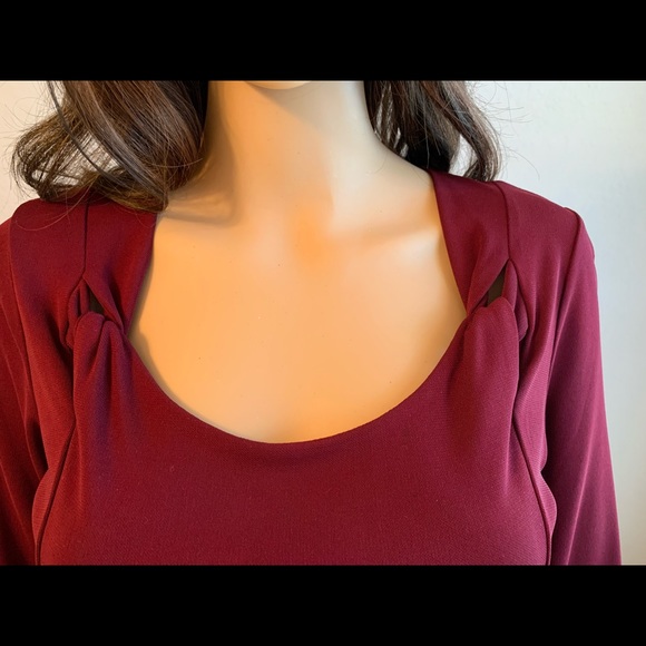 Banana Republic 2 Piece Set w/ Figure Flattering Details - Picture 2 of 16